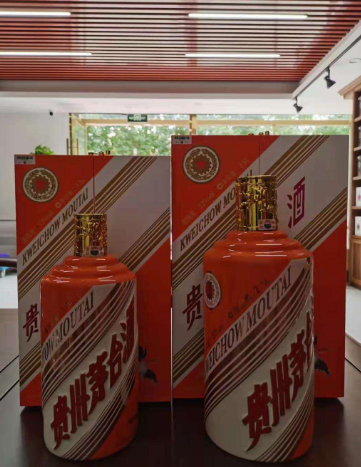 奉贤高价回收十五年茅台酒｜附近回收烟酒礼品电话指南